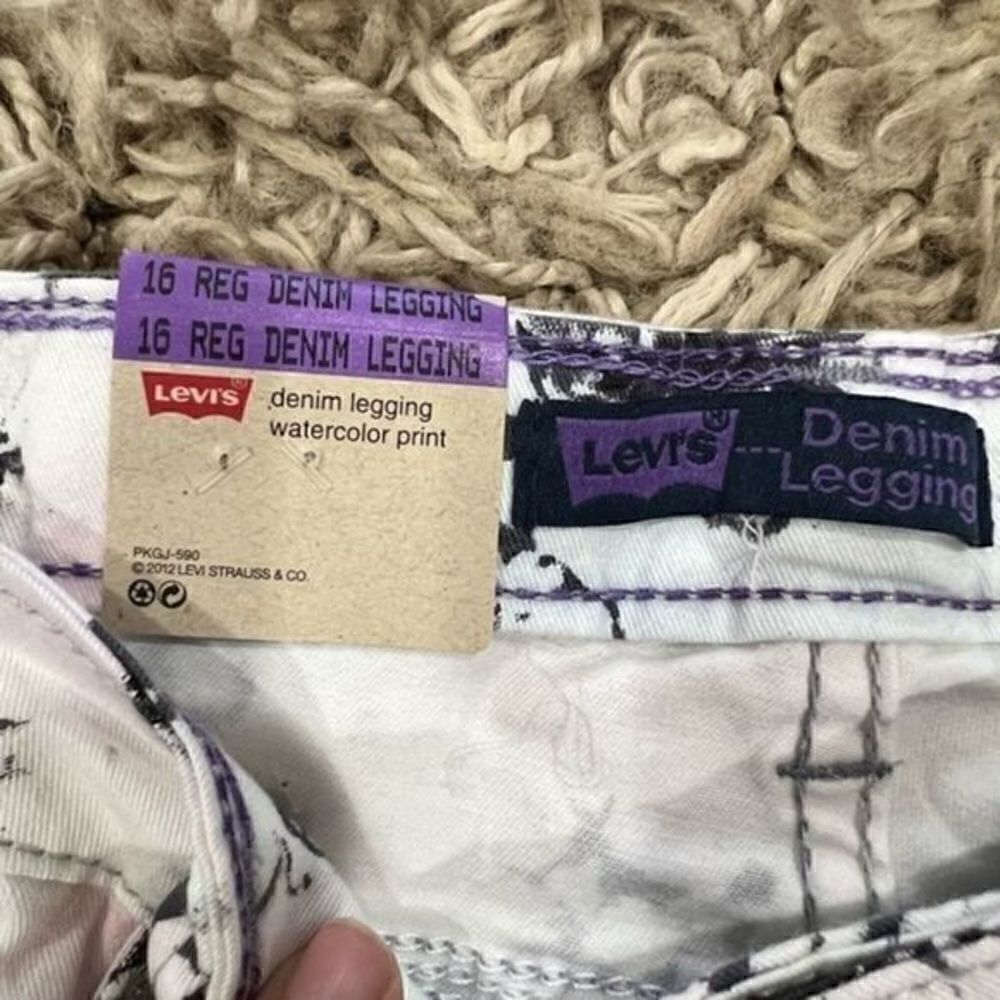 ‼️ NWT Levis denim lagging watercolor print kids size 10,16 reg - Picture 3 of 9